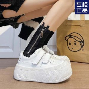 Thick-Soled White Height-Increasing Casual Sneakers For Women | Versatile Round-Toe Cute Adorable Chunky Shoes For Women Trendy, Upper, Mesh Inner, Rubber Sole, Cartoon Pattern, Low Top, Spring Season, Women Shoes